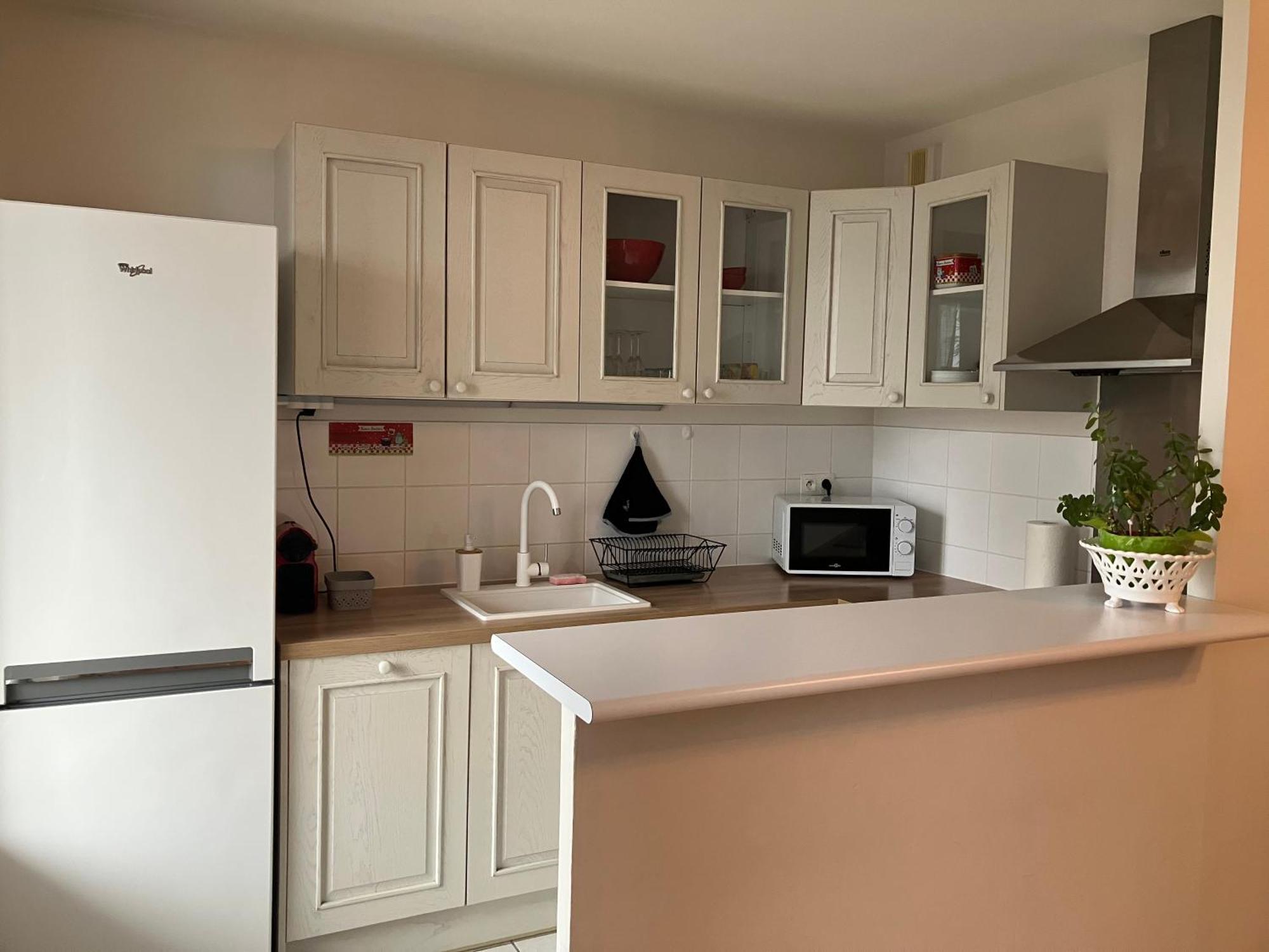 Appartement Avec Parking & Linge Inclus & Local Velos Blois Exteriör bild