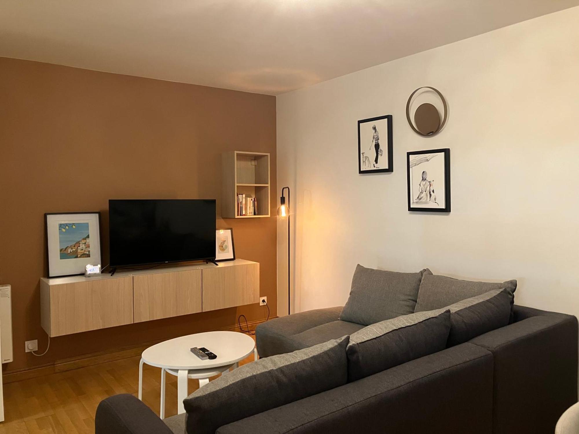 Appartement Avec Parking & Linge Inclus & Local Velos Blois Exteriör bild