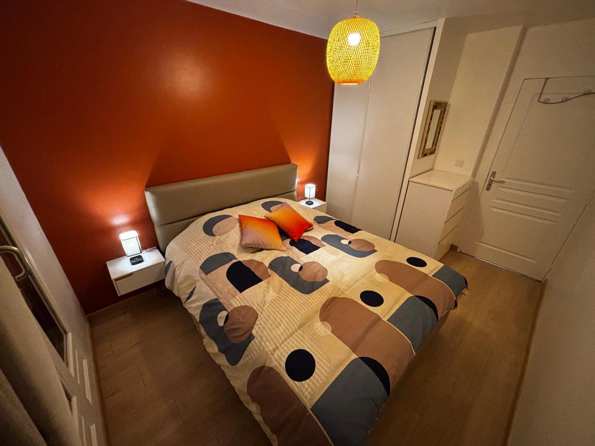 Appartement Avec Parking & Linge Inclus & Local Velos Blois Exteriör bild